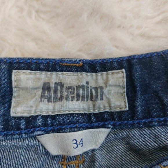 Adenim Men's Blue Adam Slim Fit Fly Buttons Distress Shorts - Picture 8 of 10